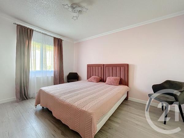 Maison à vendre  7 pièces - 166 m2 PONTAULT COMBAULT - 77