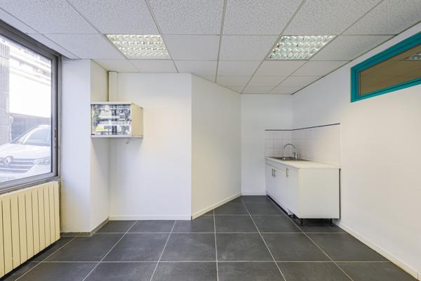 Local · Vente Grenoble (38000) 3 pièces · 53m²