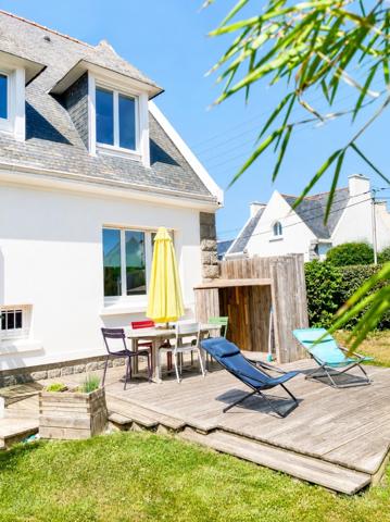COUP DE CŒUR À CONCARNEAU – MAISON FAMILIALE RÉNOVÉE AVEC PETITE VUE MER