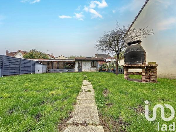 Maison traditionnelle 6 pièces de 165 m² à Montigny-lès-Cormeilles (95370)