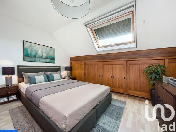 Maison traditionnelle 6 pièces de 165 m² à Montigny-lès-Cormeilles (95370)