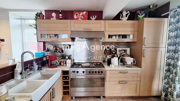 Maison à SAINT-MELOIR-DES-ONDES, 35350 - 5 pièces 116m²