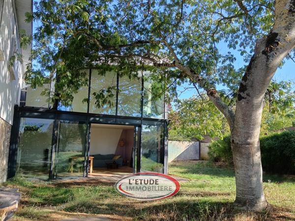 Sainte-Luce-Sur-Loire : Spacieuse et lumineuse maison familiale proche du bourg avec jardin arboré