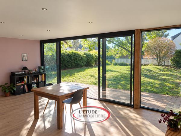 Sainte-Luce-Sur-Loire : Spacieuse et lumineuse maison familiale proche du bourg avec jardin arboré