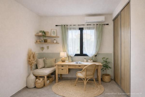 Belle maison de plain-pied avec piscine