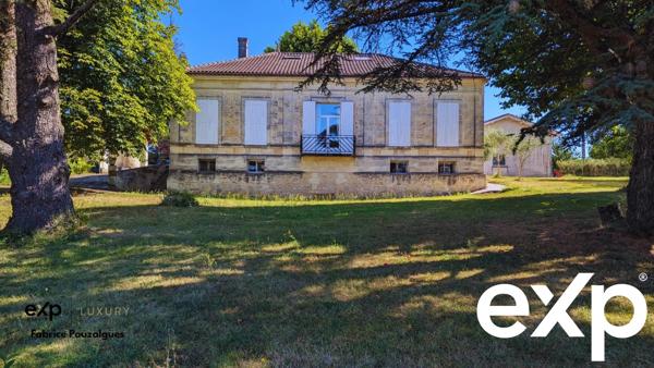 Maison de caractère avec appartement indépendant et jardin soigné
