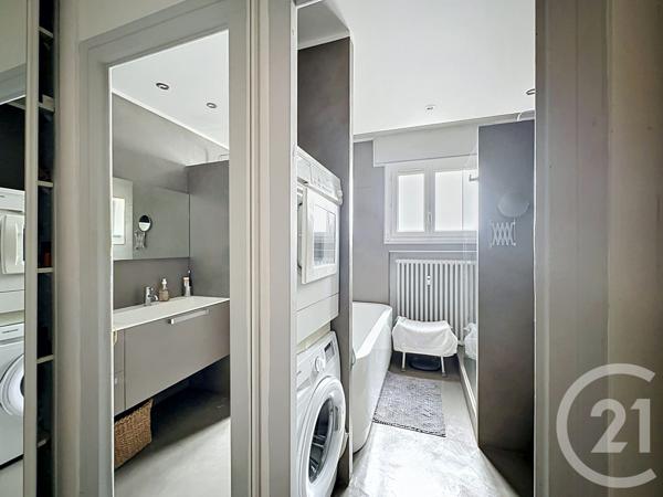 Appartement F5 à vendre  5 pièces - 152,04 m 2   LYON  - 69006
