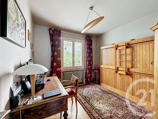 Appartement F5 à vendre  5 pièces - 152,04 m 2   LYON  - 69006