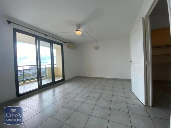 Appartement à vendre 2 pièces 59m² Saint-Denis (97490)