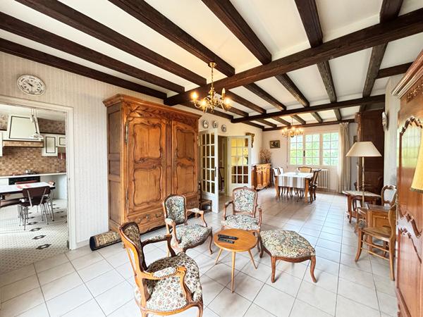 NOUVEAU - Maison centre Bruz - terrain 680m² - 4 chambres - sous-sol complet