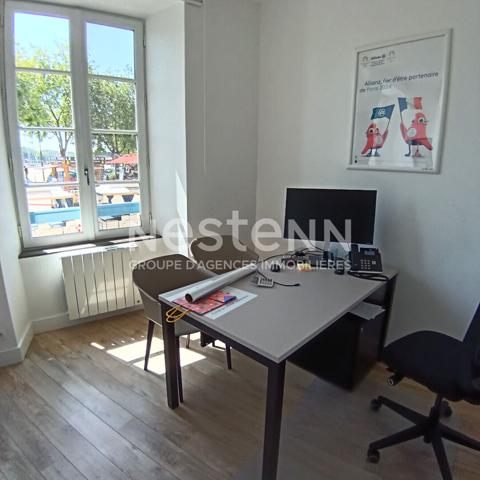 A louer bureau à Vannes, secteur le Port
