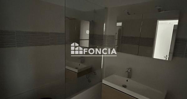 À vendre Appartement 4 pièces 87.46 m² - Orange 84100