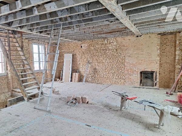 Ancien bar 130m², Argent-sur-Sauldre