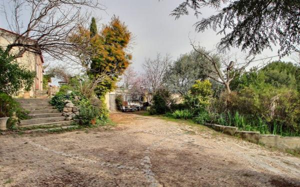 Maison à vendre    7 pièces •  Plan-de-Cuques