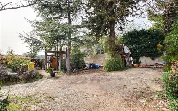 Maison à vendre    7 pièces •  Plan-de-Cuques