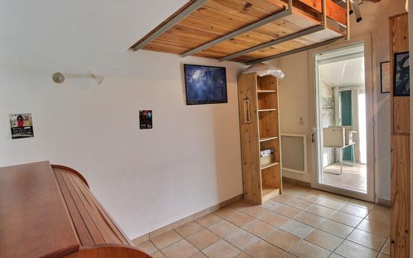 Maison à vendre    7 pièces •  Plan-de-Cuques