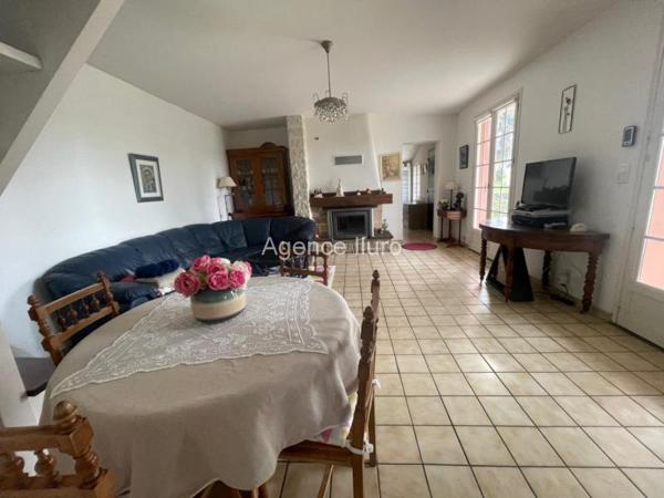 Maison - Proximite oloron-sainte-marie - Réf.:205389 PROXIMITE OLORON - CHARMANTE MAISON D'HABITATION TYPE T5 AVEC GRAND TERRAIN PAYSAGER ET SOUS-SOL -