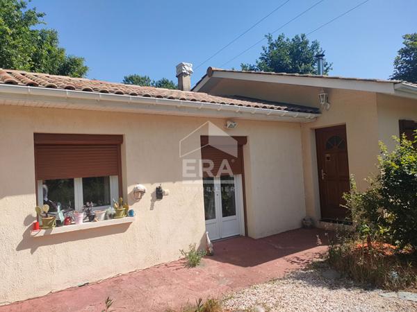 Maison 3 pièces à vendre à Saint Savin - Terrain de 18 785 m²