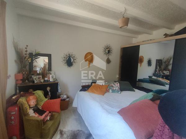 Maison 3 pièces à vendre à Saint Savin - Terrain de 18 785 m²