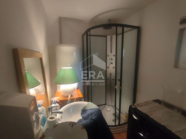 Maison 3 pièces à vendre à Saint Savin - Terrain de 18 785 m²