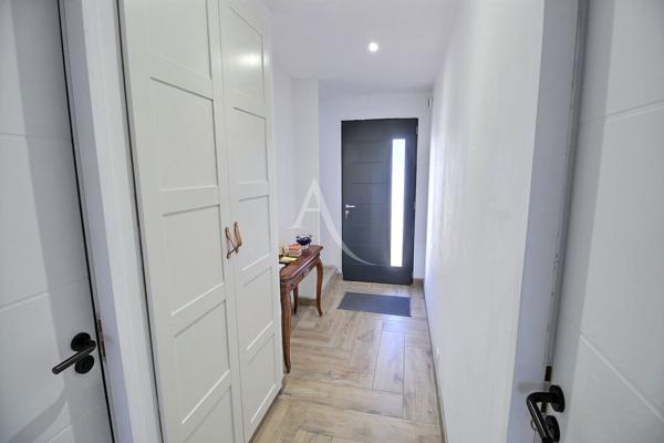 À VENDRE VILLA RÉCENTE DE 100 M² TYPE F4 SUR TERRAIN 2 FACES