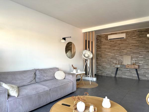 Belle Maison Familiale en deux appartements T4 – 220 m² habitables Piscine – Jardin exotique – Stationnements – Quartier Quatre Chemins des Routes