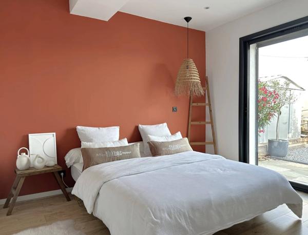 Belle Maison Familiale en deux appartements T4 – 220 m² habitables Piscine – Jardin exotique – Stationnements – Quartier Quatre Chemins des Routes