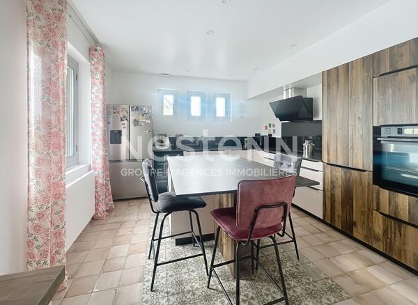 Maison rénovée prestations haut de gamme - Plérin couvran