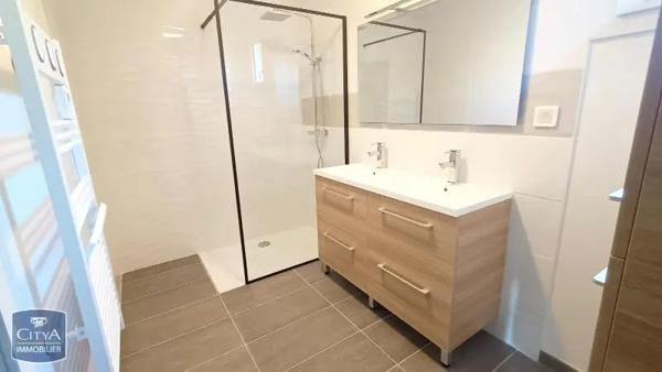 Maison à louer 4 pièces 104.15m² Villespy (11170)