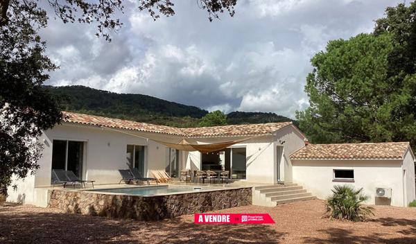 Maison  T5  avec piscine  - 20137 LECCI - CORSE DU SUD - FRANCE