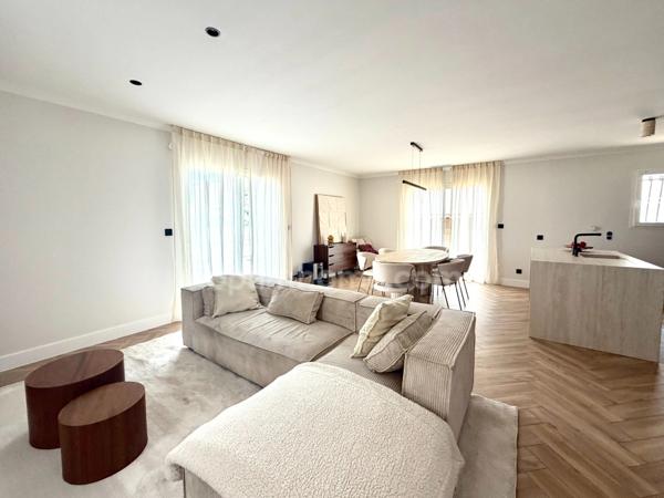 VILLA DE PLAIN-PIED ENTIEREMENT RENOVEE – PISCINE – GARAGE – AIGUES-MORTES