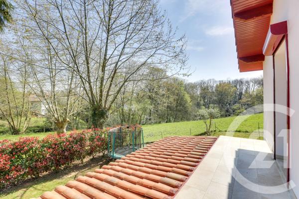 Maison à vendre  4 pièces - 105 m2 VILLEFRANQUE - 64