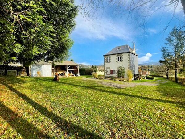 Maison de Maître avec grand jardin clos. La vie à la campagne, les pieds dans le bourg