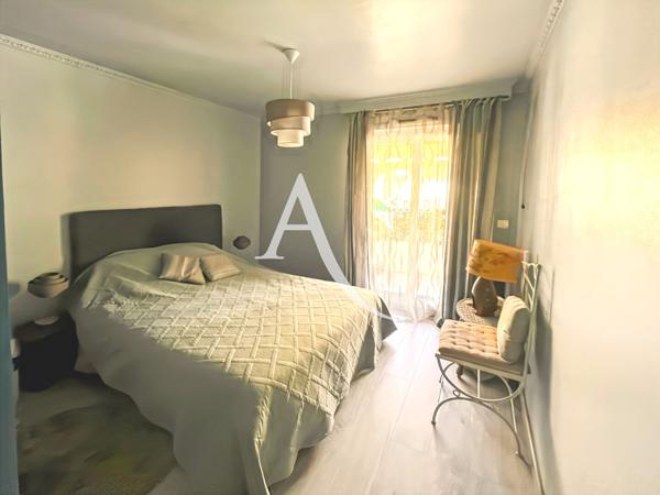 Appartement Cannes grand 4 pièces résidence sécurisée avec piscine