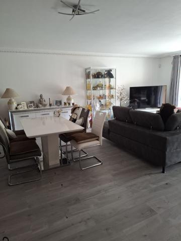Appartement Cannes grand 4 pièces résidence sécurisée avec piscine