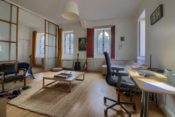 Appartement à vendre à Rennes en Ille-et-Vilaine (35000), ref : 001-440   
CENTRE VILLE