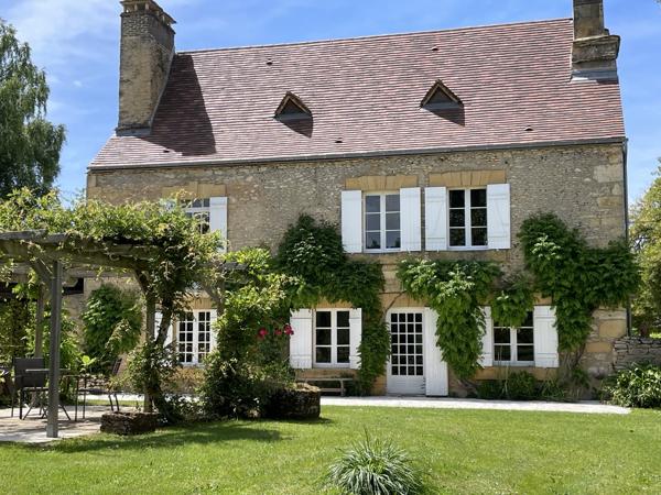 Maison à vendre à Saint-Cyprien (24220) - Dordogne