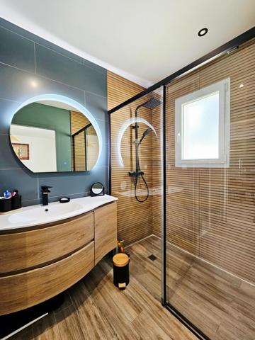 Maison contemporaine de 120m² lumineuse - 4 Chambres.