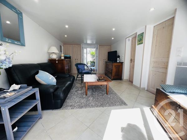 Maison à vendre  4 pièces - 85,70 m 2   FOURAS  - 17