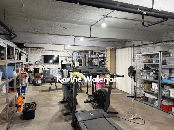 Courrières (62710) MAISON INDIVIDUELLE 217 M2 - SEMI PLAIN PIED - VOLUMES - 6 CHAMBRES - POSSIBLE PROFESSION LIBERALE - JARDIN