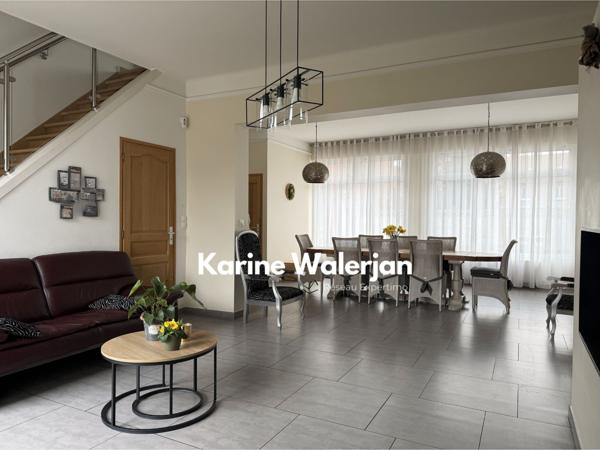 Courrières (62710) MAISON INDIVIDUELLE 217 M2 - SEMI PLAIN PIED - VOLUMES - 6 CHAMBRES - POSSIBLE PROFESSION LIBERALE - JARDIN
