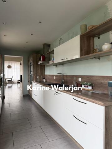 Courrières (62710) MAISON INDIVIDUELLE 217 M2 - SEMI PLAIN PIED - VOLUMES - 6 CHAMBRES - POSSIBLE PROFESSION LIBERALE - JARDIN