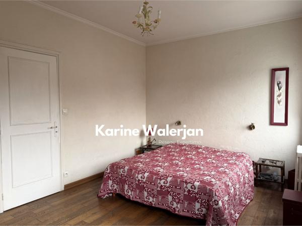 Courrières (62710) MAISON INDIVIDUELLE 217 M2 - SEMI PLAIN PIED - VOLUMES - 6 CHAMBRES - POSSIBLE PROFESSION LIBERALE - JARDIN