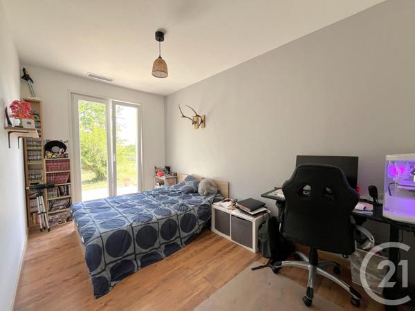 Maison à vendre  5 pièces - 104 m 2   ST QUENTIN DE BARON  - 33