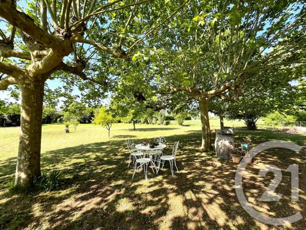 Maison à vendre  5 pièces - 104 m 2   ST QUENTIN DE BARON  - 33