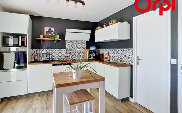 Maison à vendre    5 pièces • 116,35 m2 Le Pontet