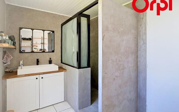 Maison à vendre    5 pièces • 116,35 m2 Le Pontet
