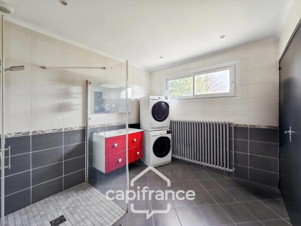 Maison à vendre 6 pièces ANNEYRON (26)