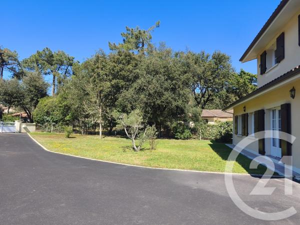 Maison à vendre  5 pièces - 116,53 m 2   SOULAC SUR MER  - 33