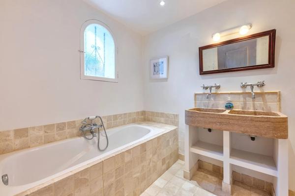 Maison à vendre à Mougins (06250) - Alpes-Maritimes
